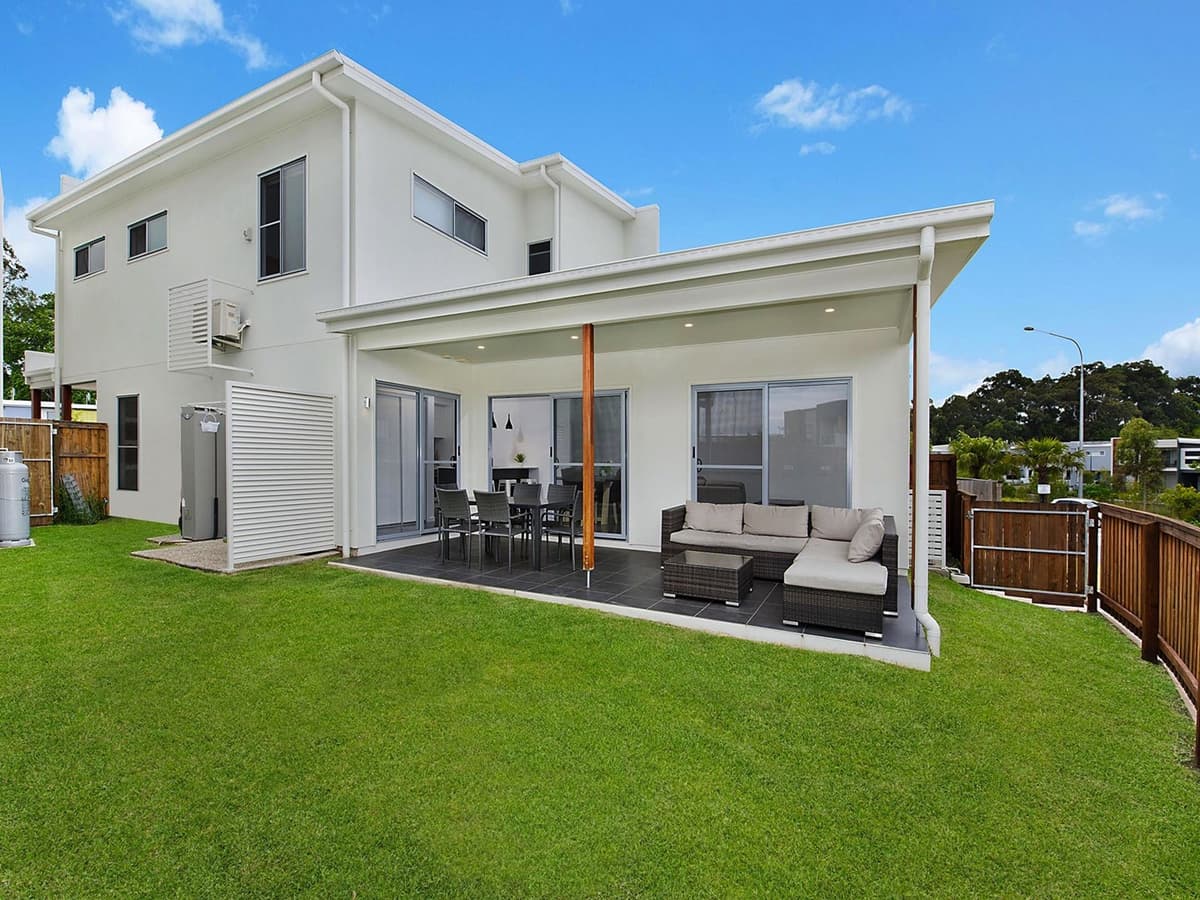11 Round Bush Crescent, Maroochydore