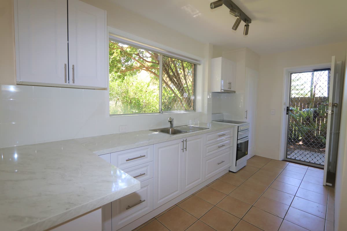 1/21 Surf Parade, Broadbeach