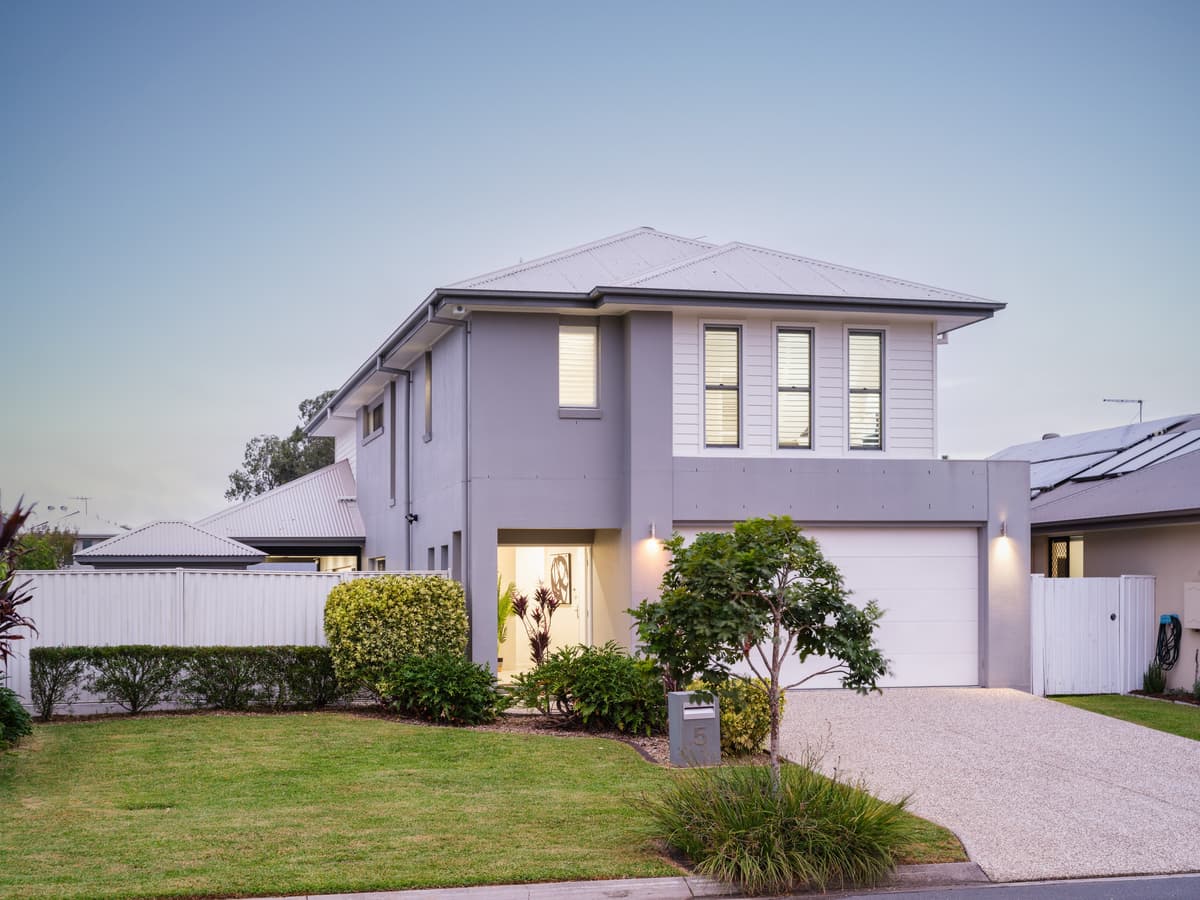 5 Finnegan Circuit, Oxley