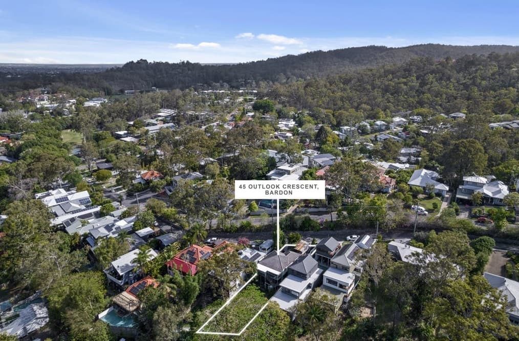 45 Outlook Crescent, Bardon