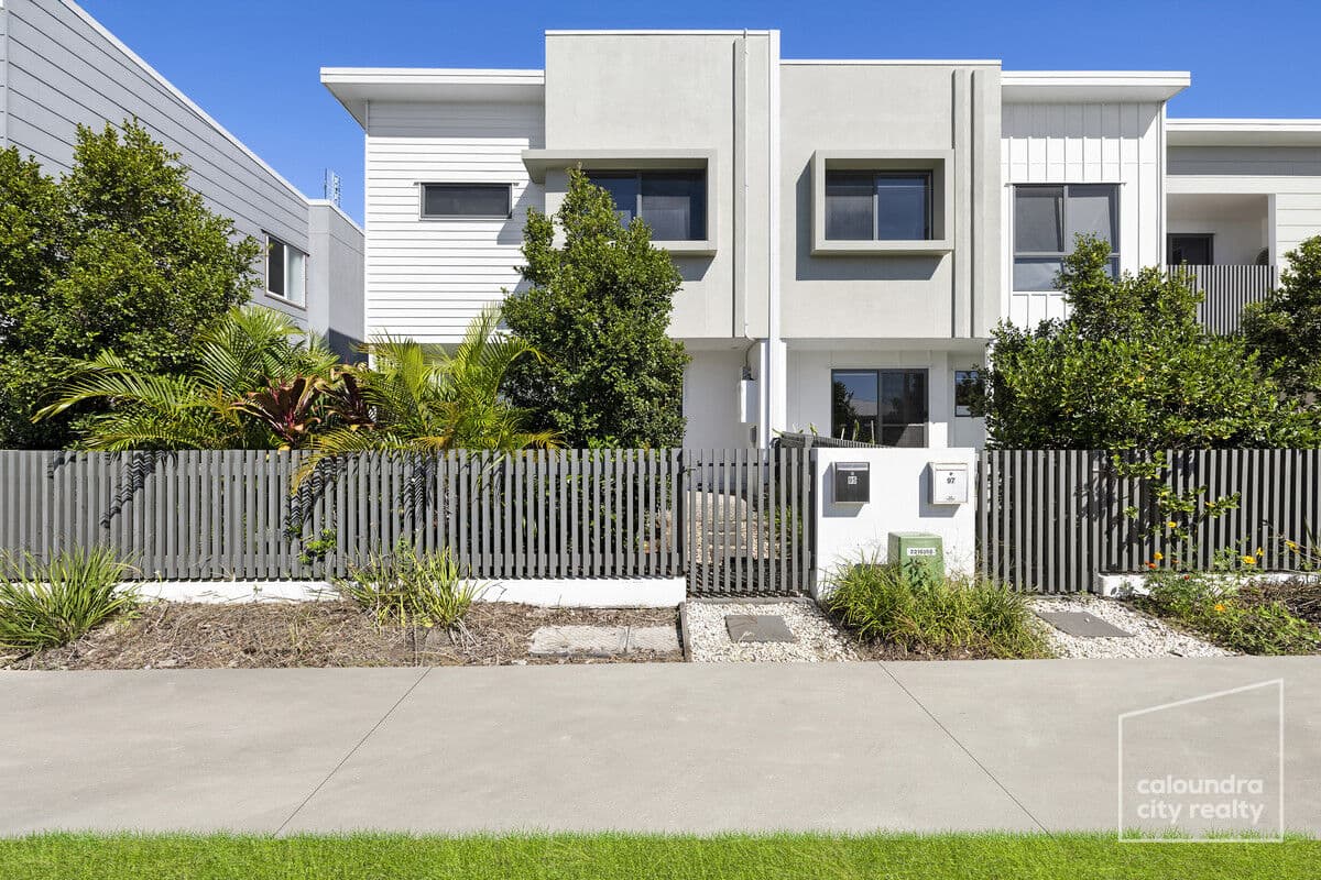 95 Adrian Circuit, Nirimba