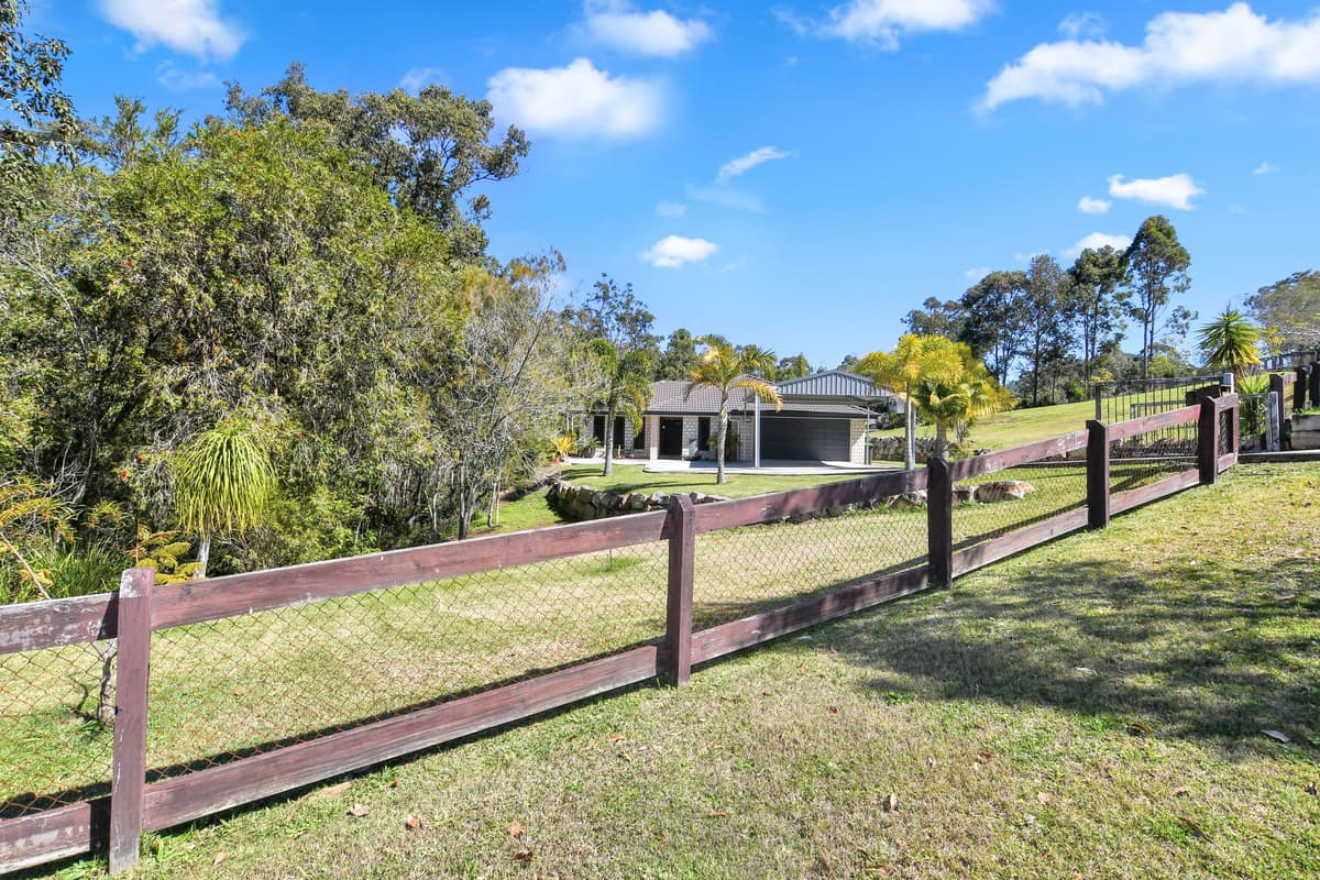 355-361 Bellbird Drive, Greenbank