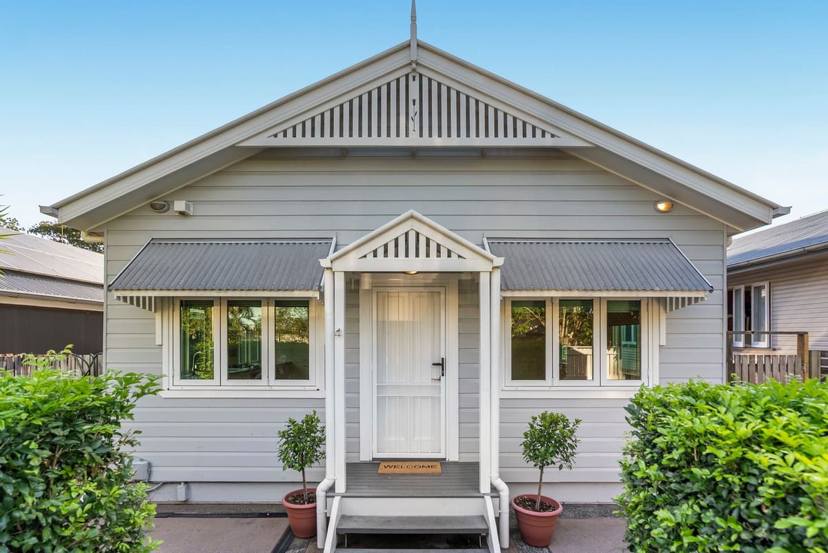 23 Middle Street, Highgate Hill