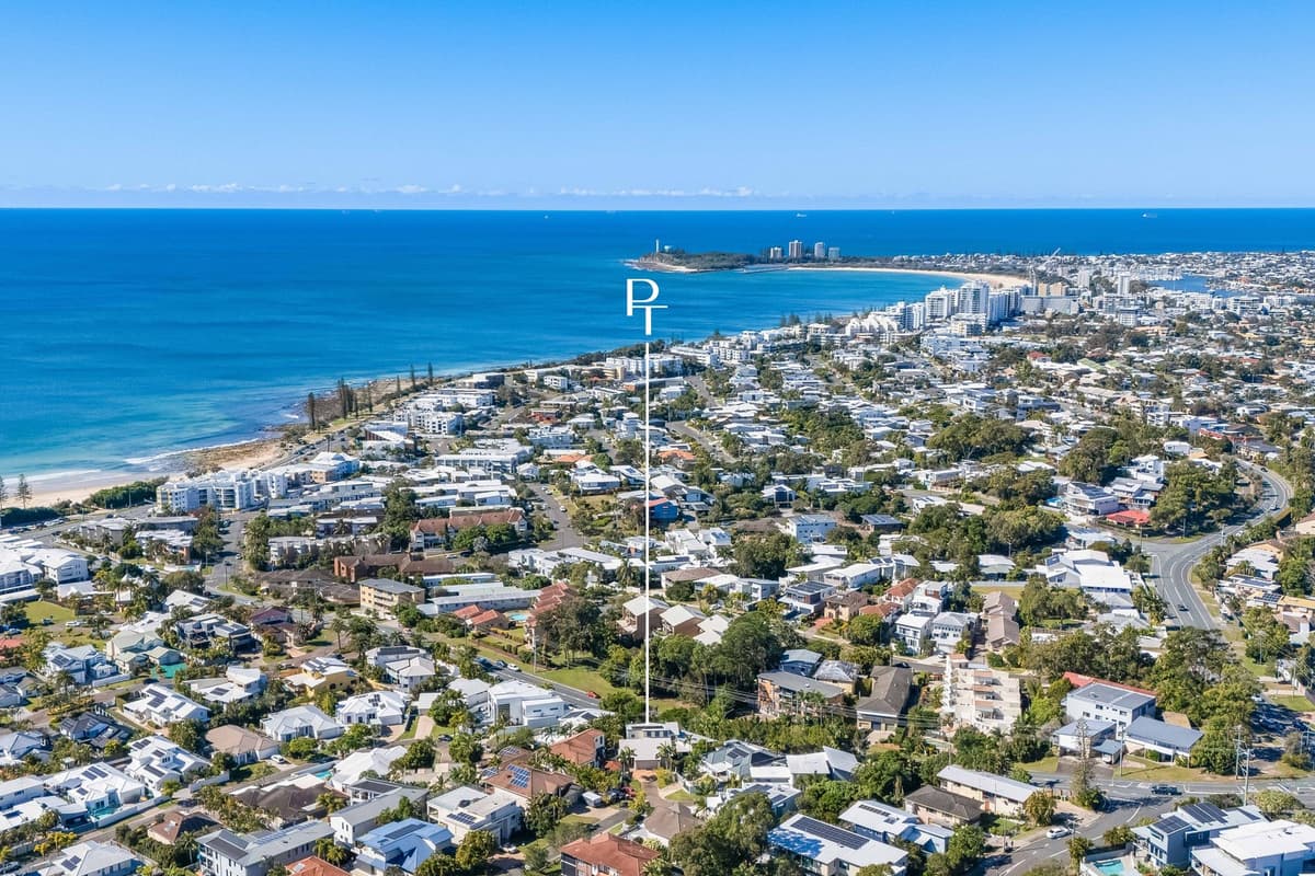 15 Ocean Crest Place, Alexandra Headland
