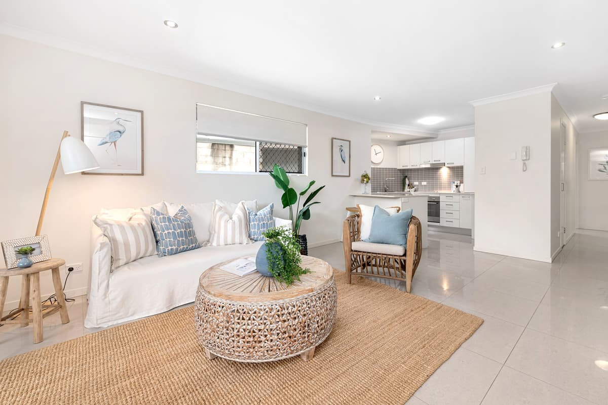 2/68 Monmouth Street, Morningside