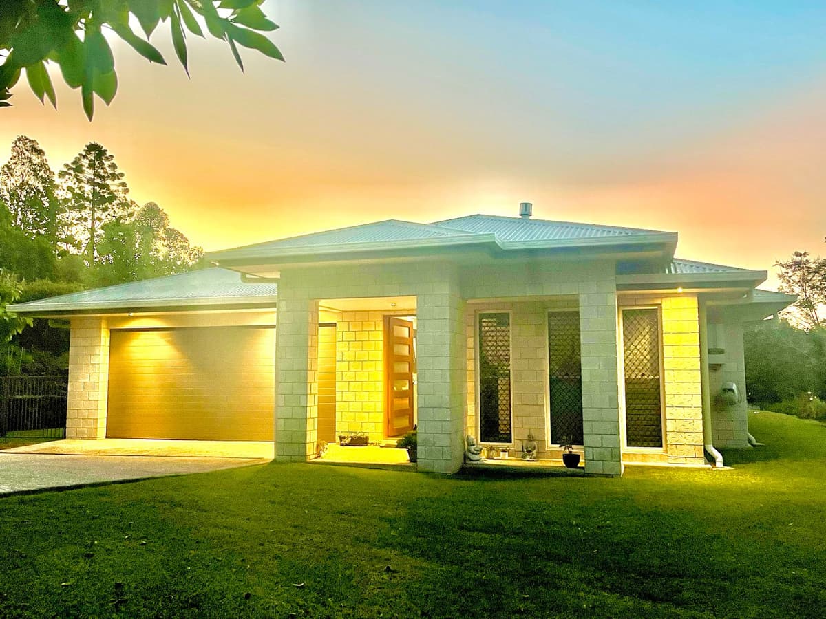 14 LAUREL STREET, Maleny