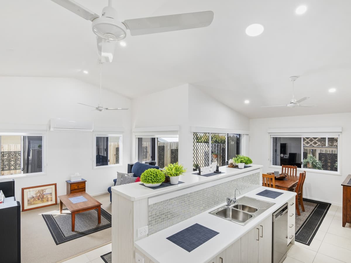 152/2 Koplick Road, Chambers Flat