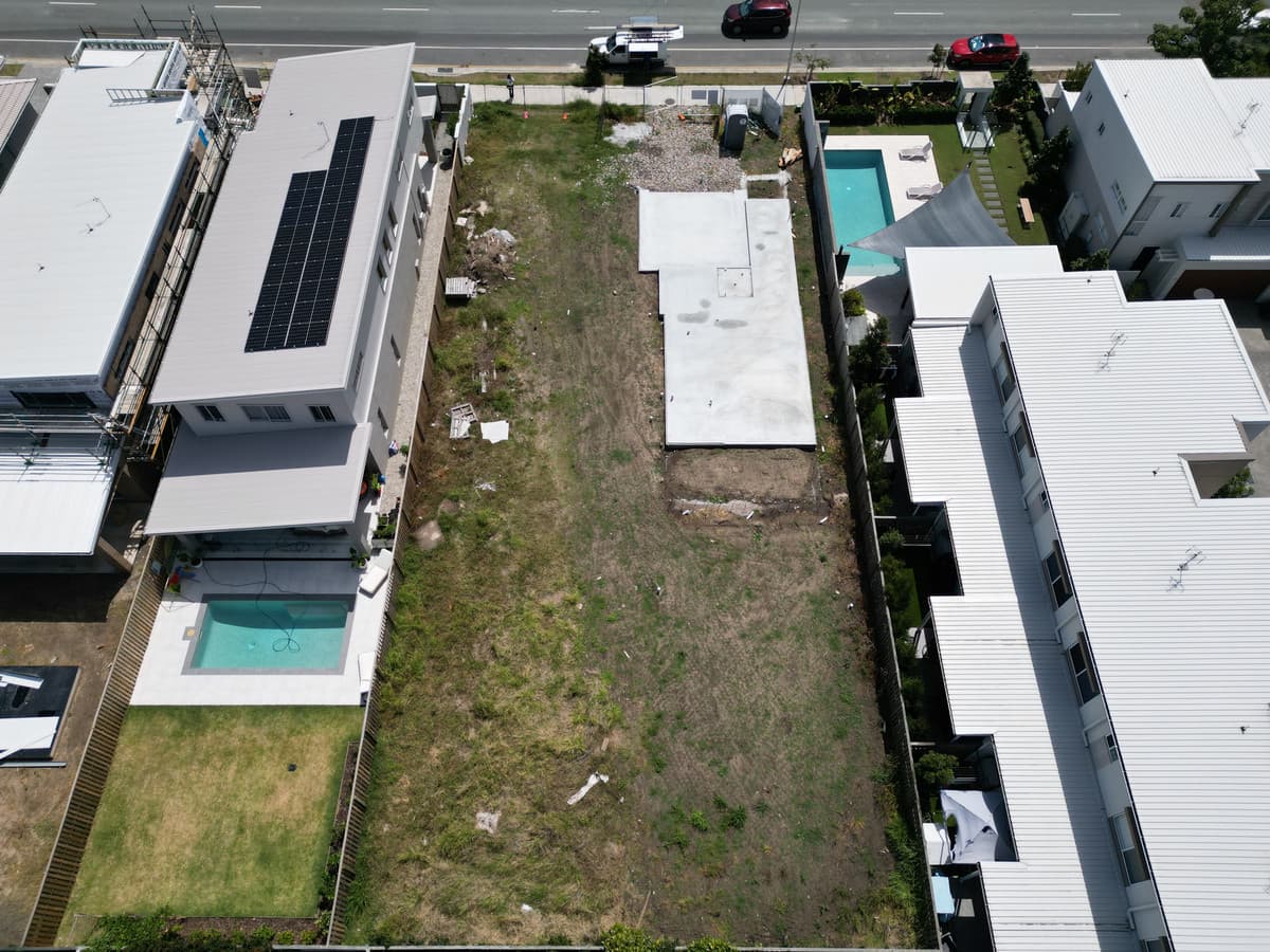 27 Sickle Avenue, Hope Island