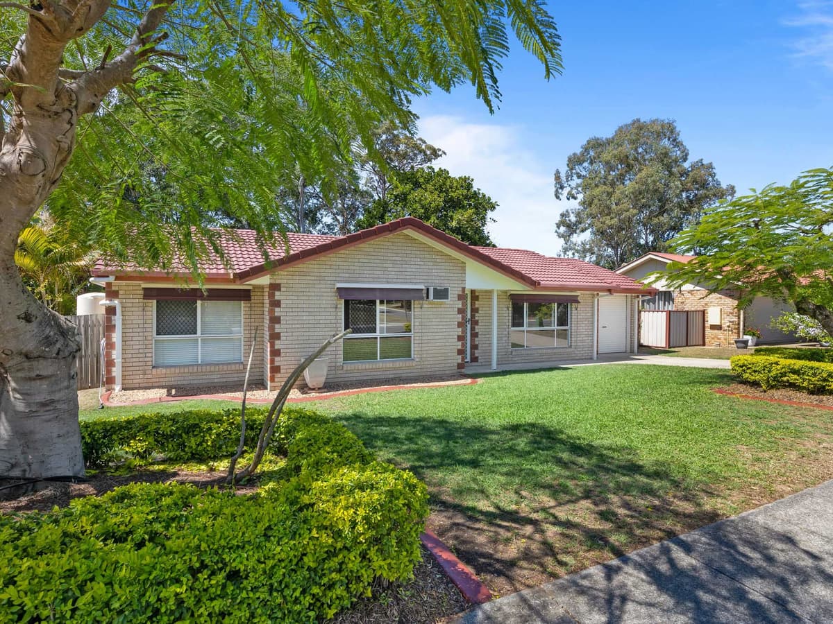 16 BLOOMSBURY CRESCENT, Moggill