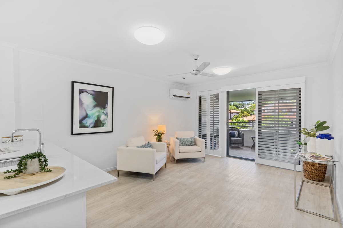 120/1 Moore Street, Taringa
