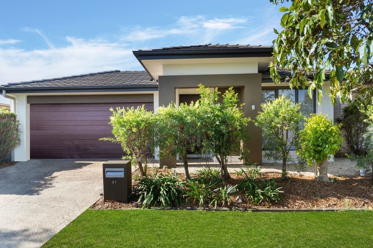 37 Slate Court, Logan Reserve