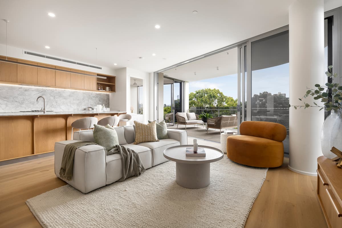 402/160 Macquarie Street, St Lucia