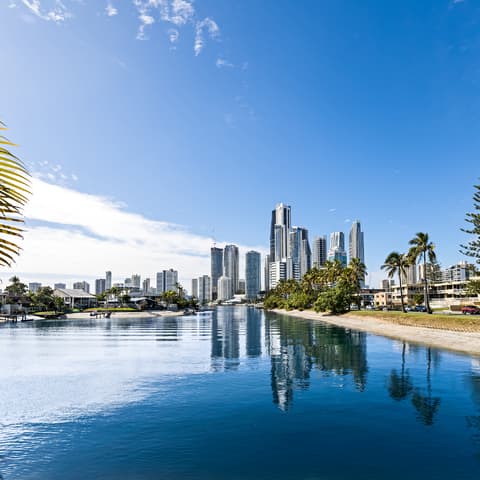 15 Sunrise Boulevard, Surfers Paradise