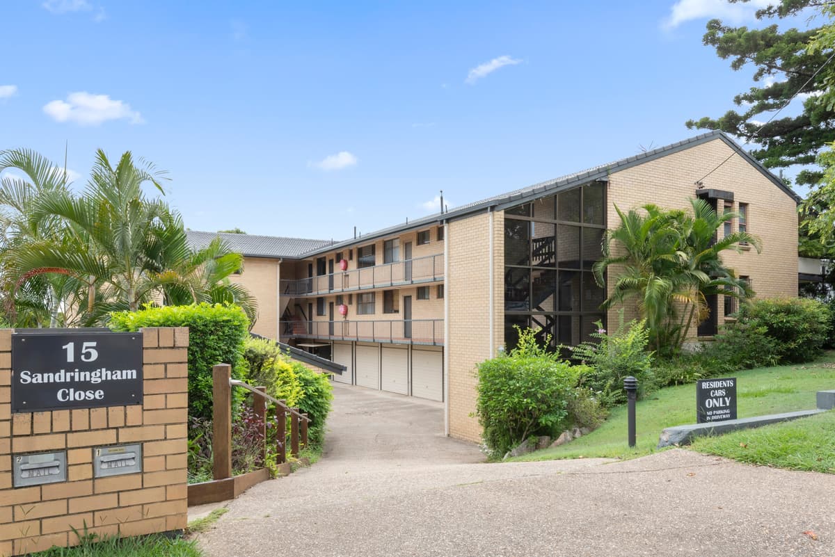 1/15 Junction Road, Clayfield