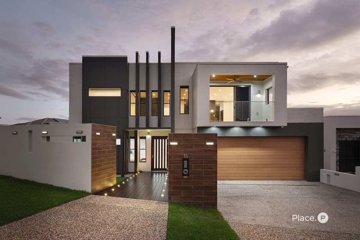 15 Birkenhead Place, Carindale