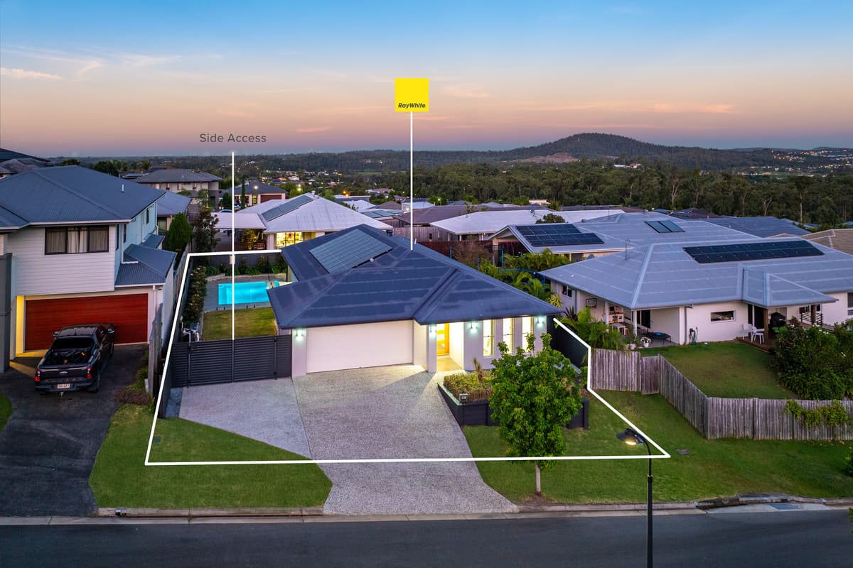 18 Anula Crescent, Upper Coomera