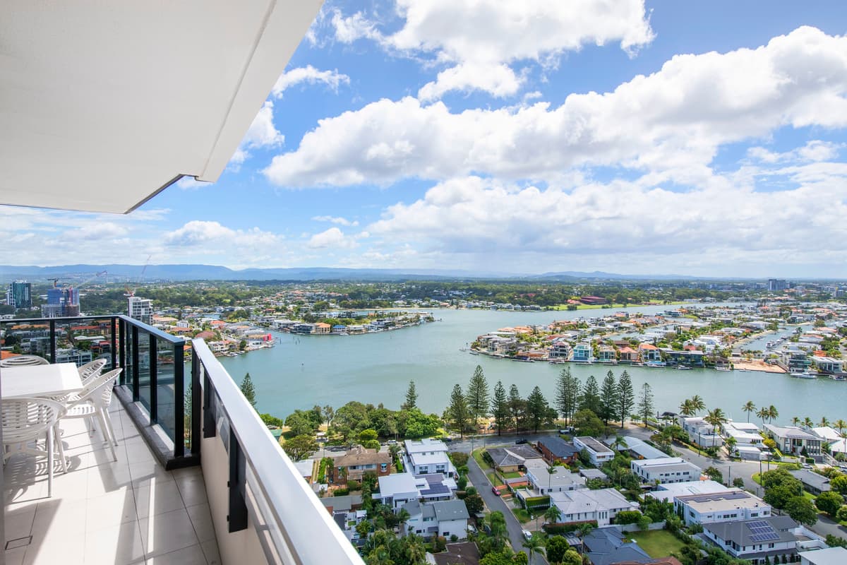 2502/9 Norfolk Avenue, Surfers Paradise