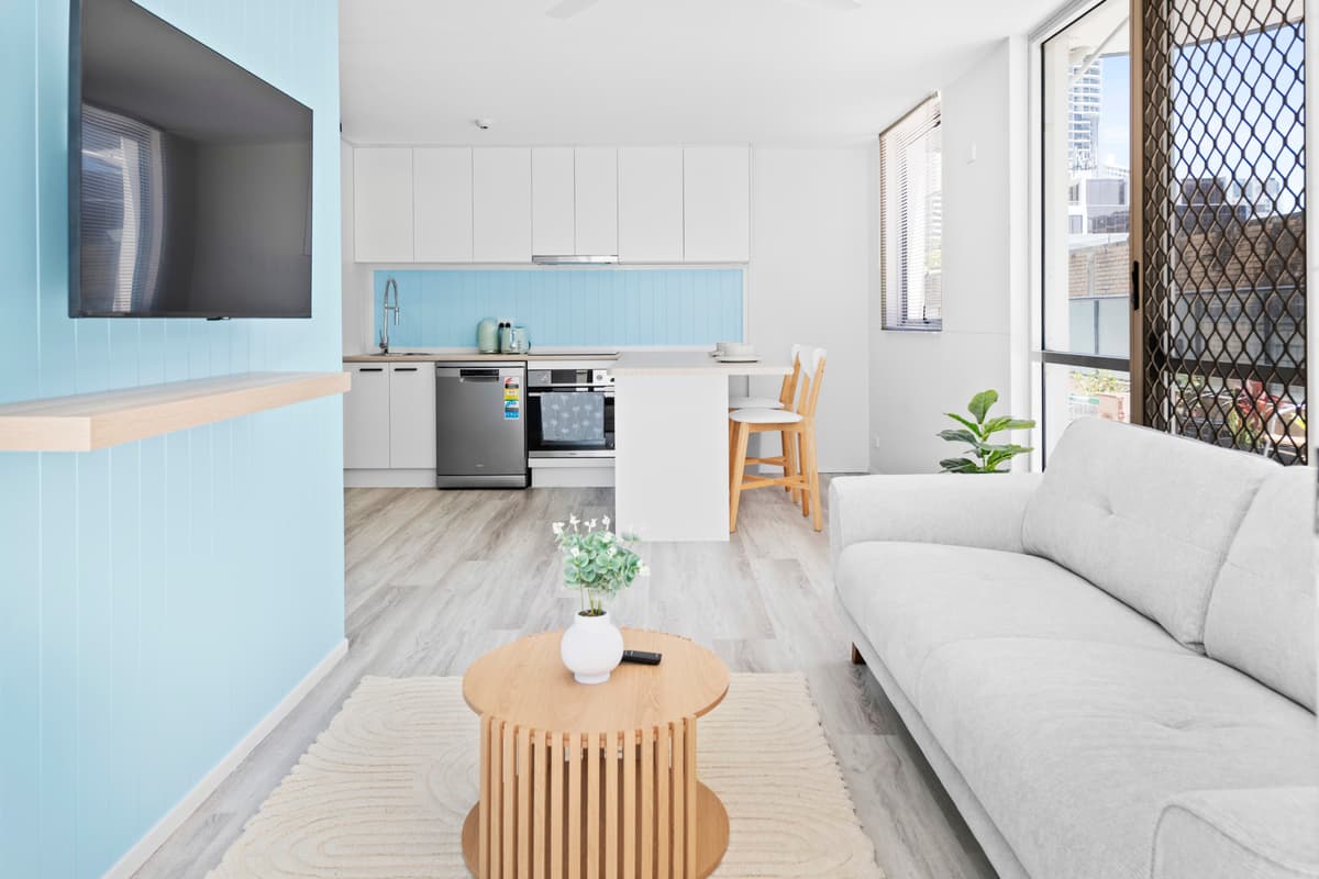 24/19 Orchid Avenue, Surfers Paradise