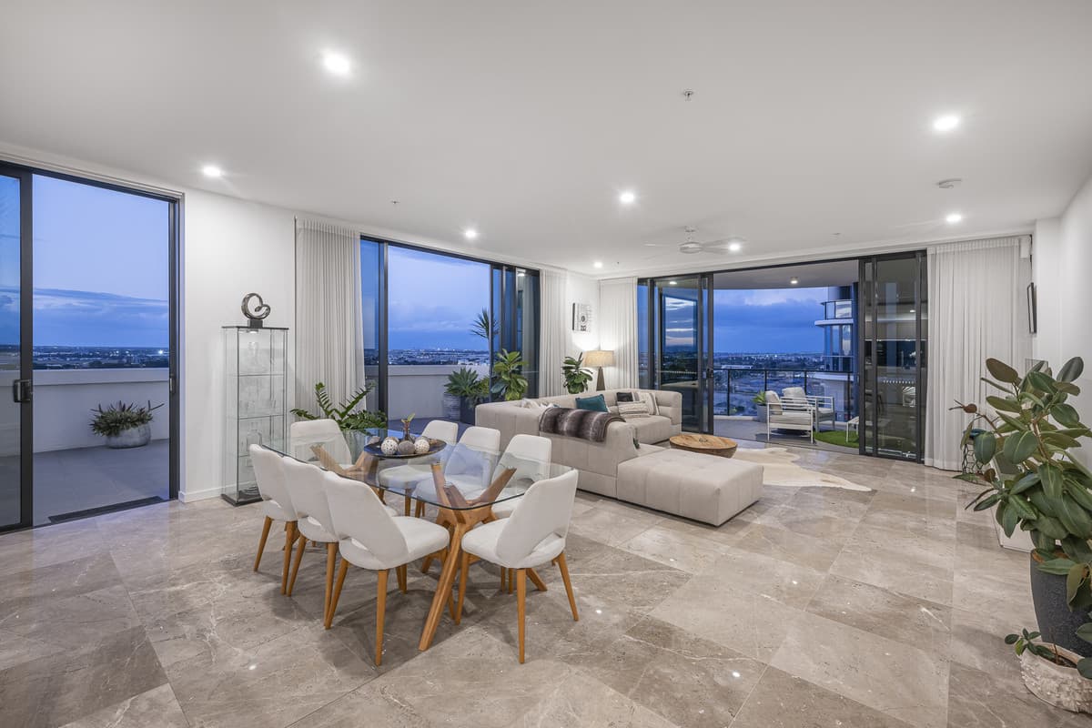 21701/7 Wharf Street, Hamilton