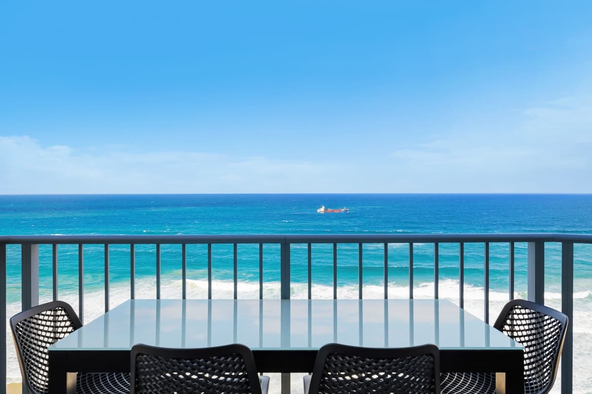 66/142 The Esplanade, Surfers Paradise