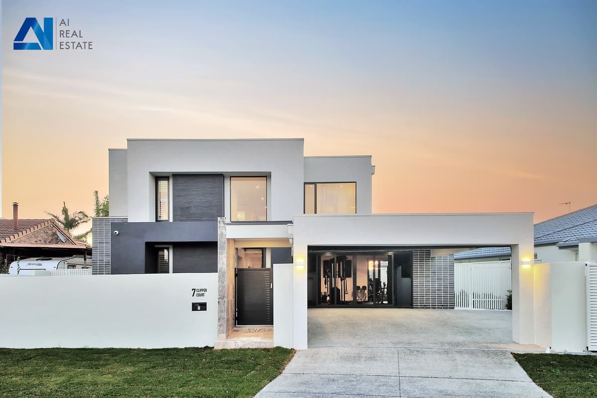 7 Clipper Court, Biggera Waters