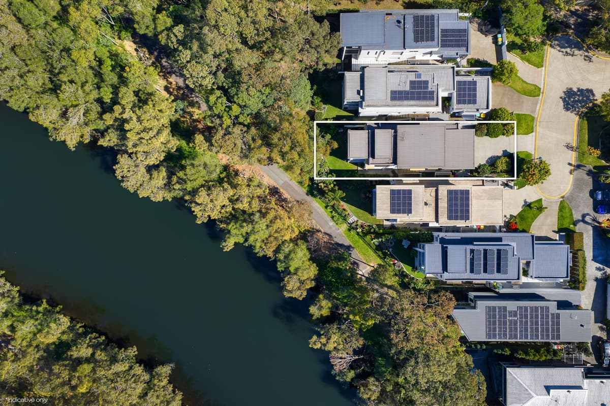 7 Tashey Court, Bundall