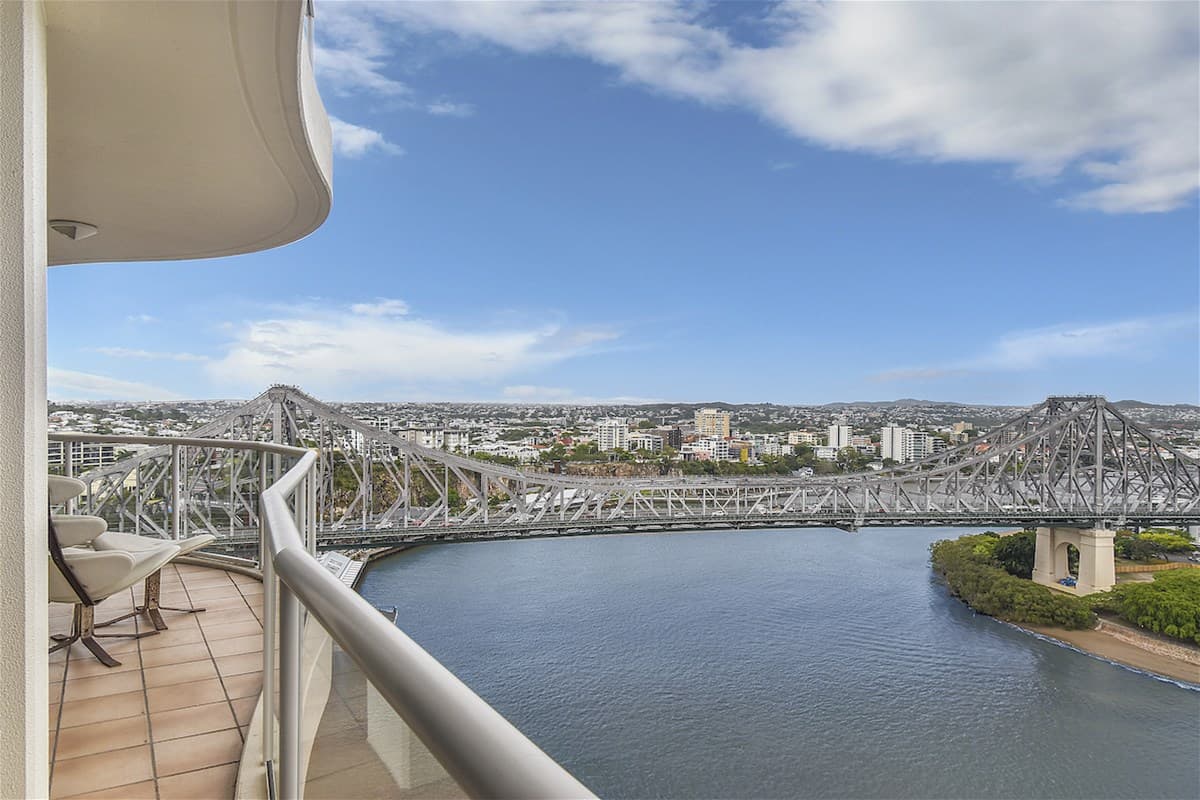 32 Macrossan Street, Brisbane City