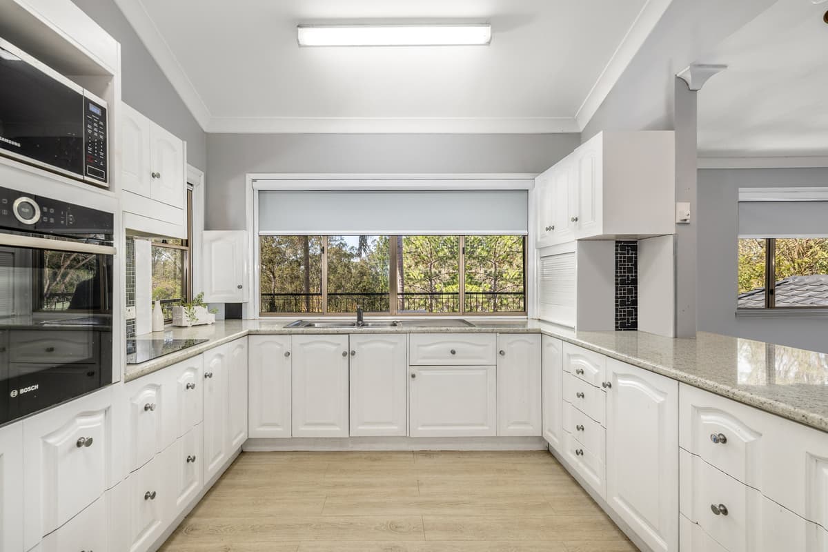 8 Albion Road, Eatons Hill