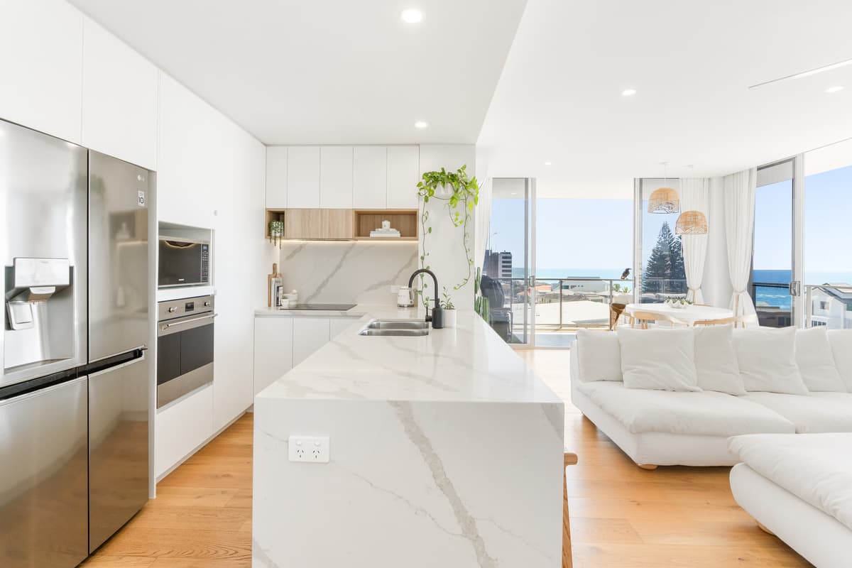 504/10 Third Avenue, Palm Beach