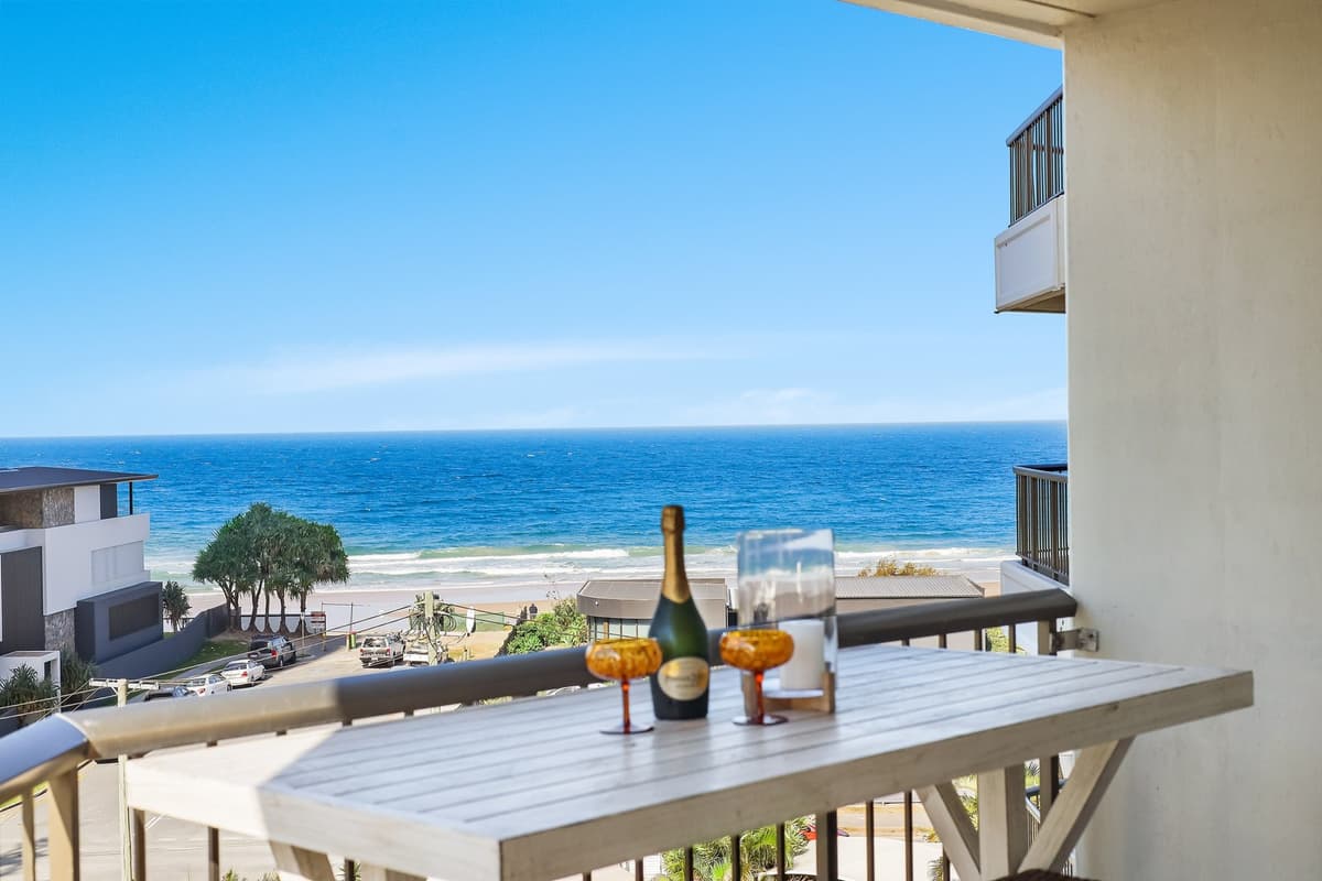 23/3554 Main Beach Parade, Main Beach