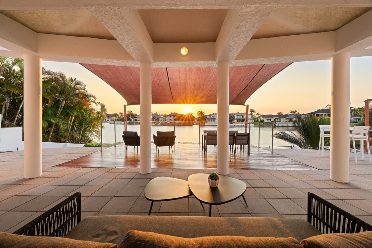 53/40 Cotlew Street East, Southport