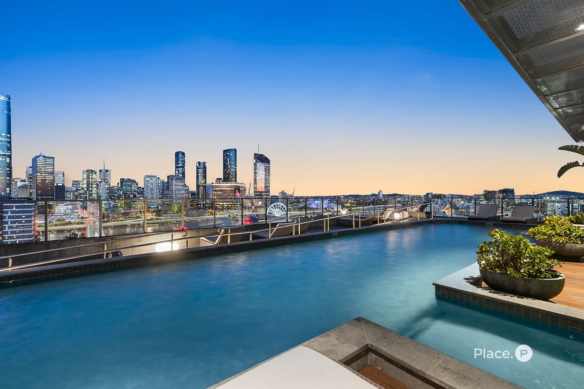 2001/111 Melbourne Street, South Brisbane