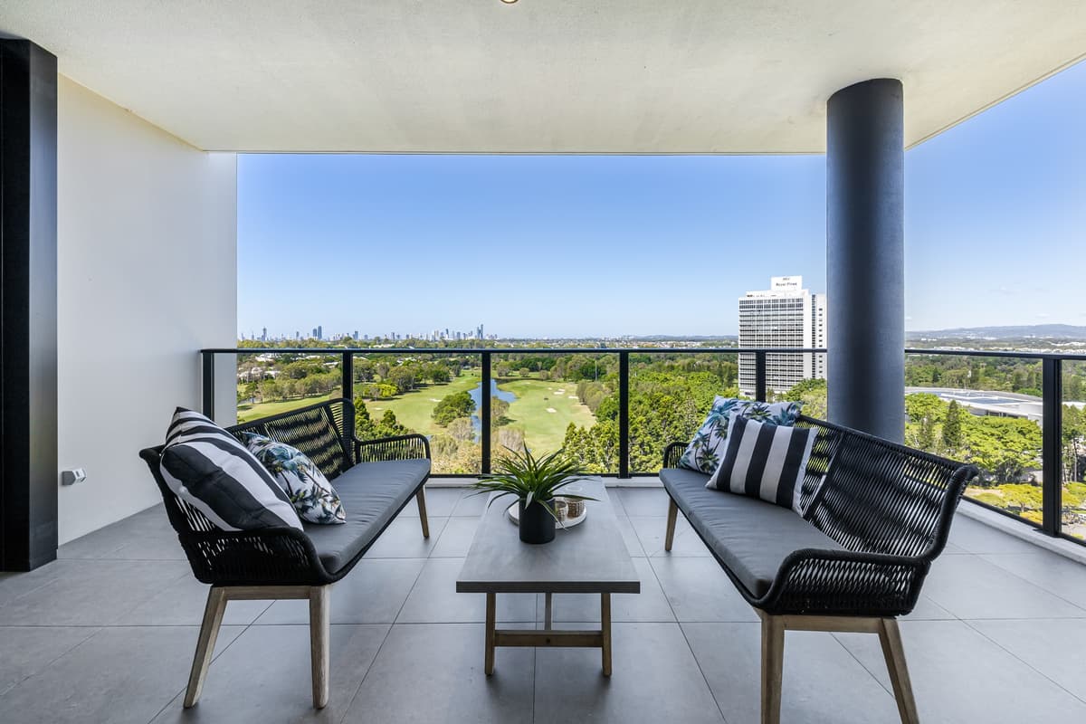 5094/21 Ross Street, Benowa