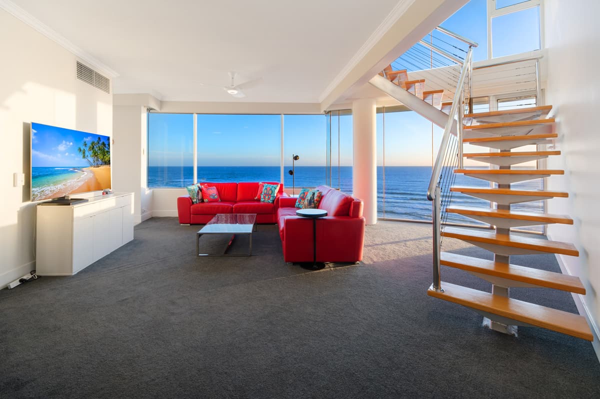 702/1 Twenty First Avenue, Palm Beach