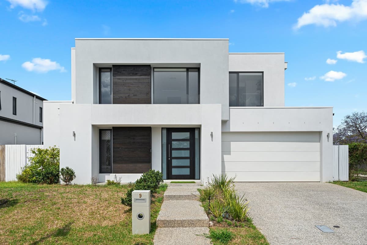 9/11 Goodwil Street, Robertson