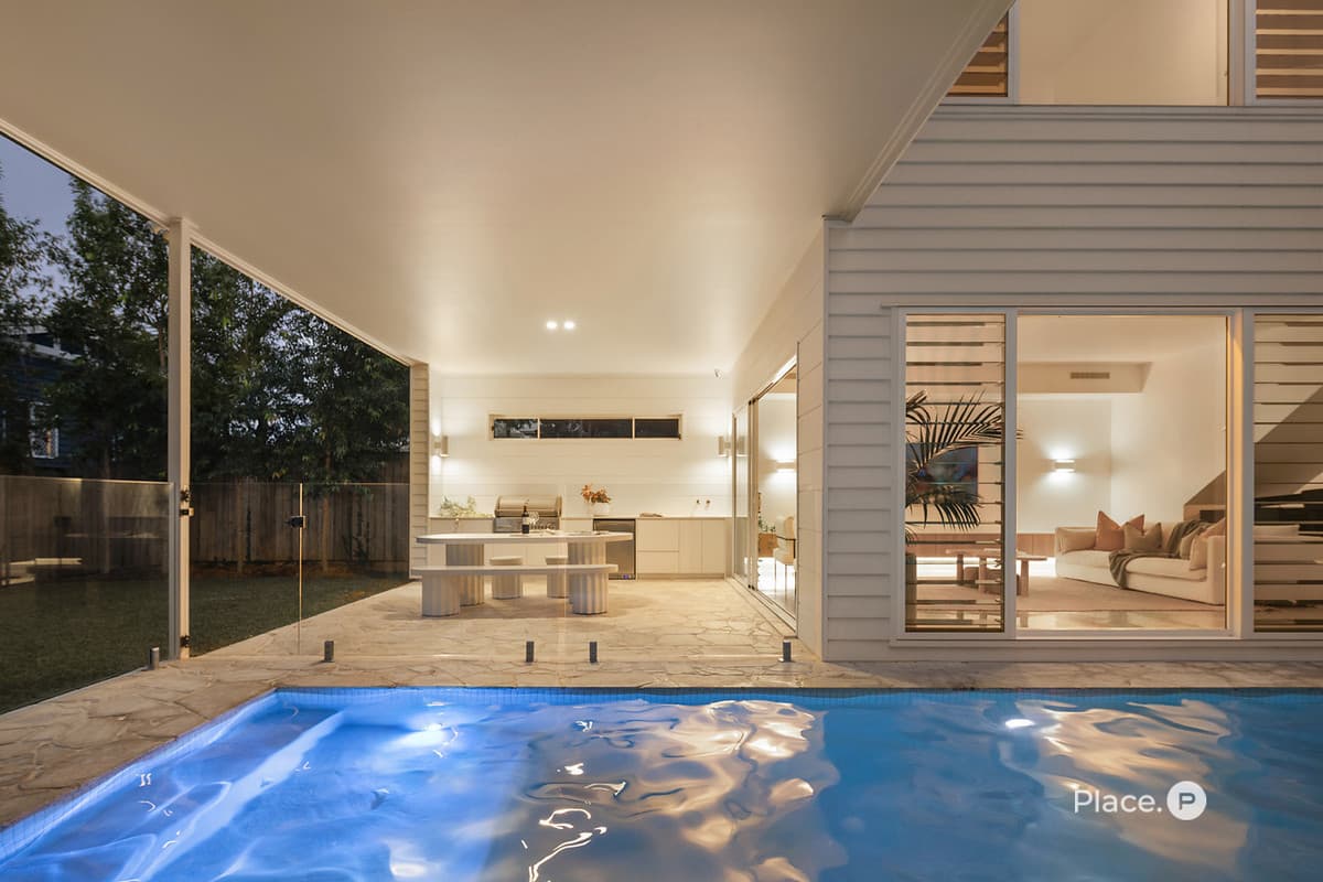 86 Brisbane Street, Bulimba