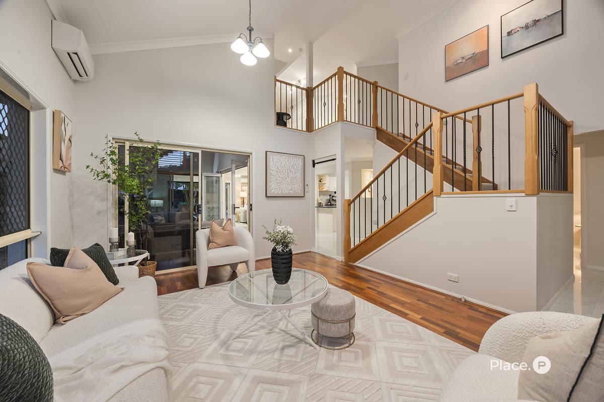 40 Clearmount Crescent, Carindale