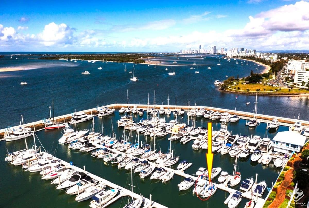 17/17 Bayview Street, Runaway Bay