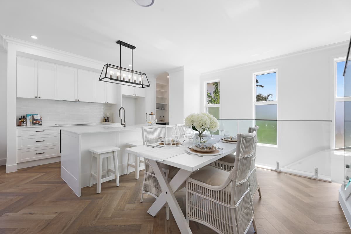 14 Victor Avenue, Paradise Point