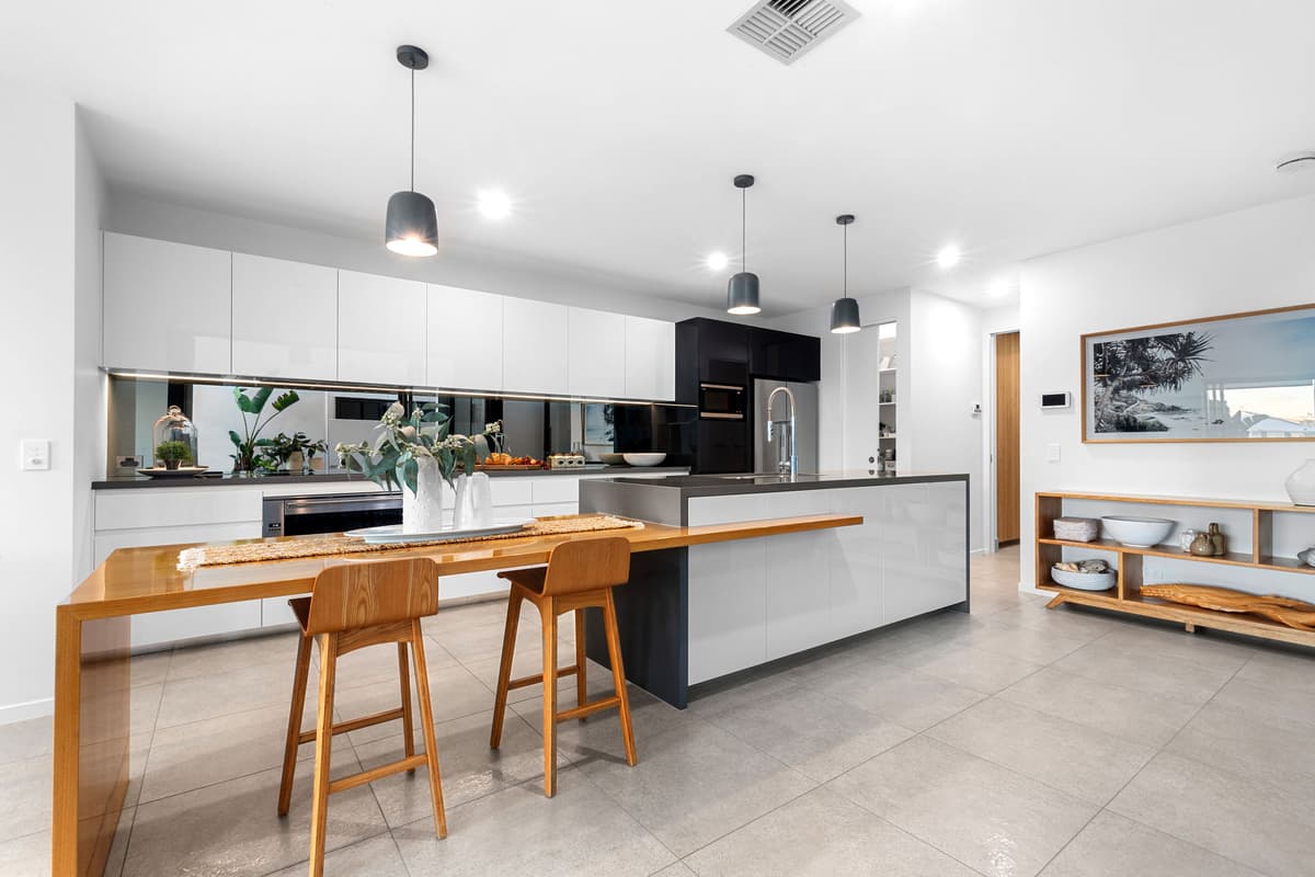 42 Reflection Crescent, Birtinya