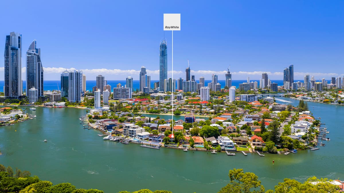 62 Sunset Boulevard, Surfers Paradise