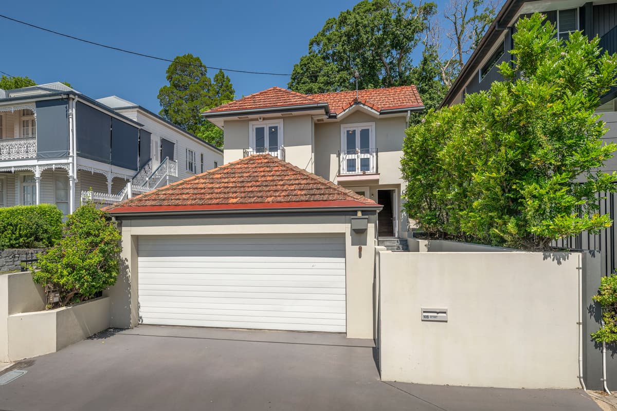 105 Crescent Road, Hamilton
