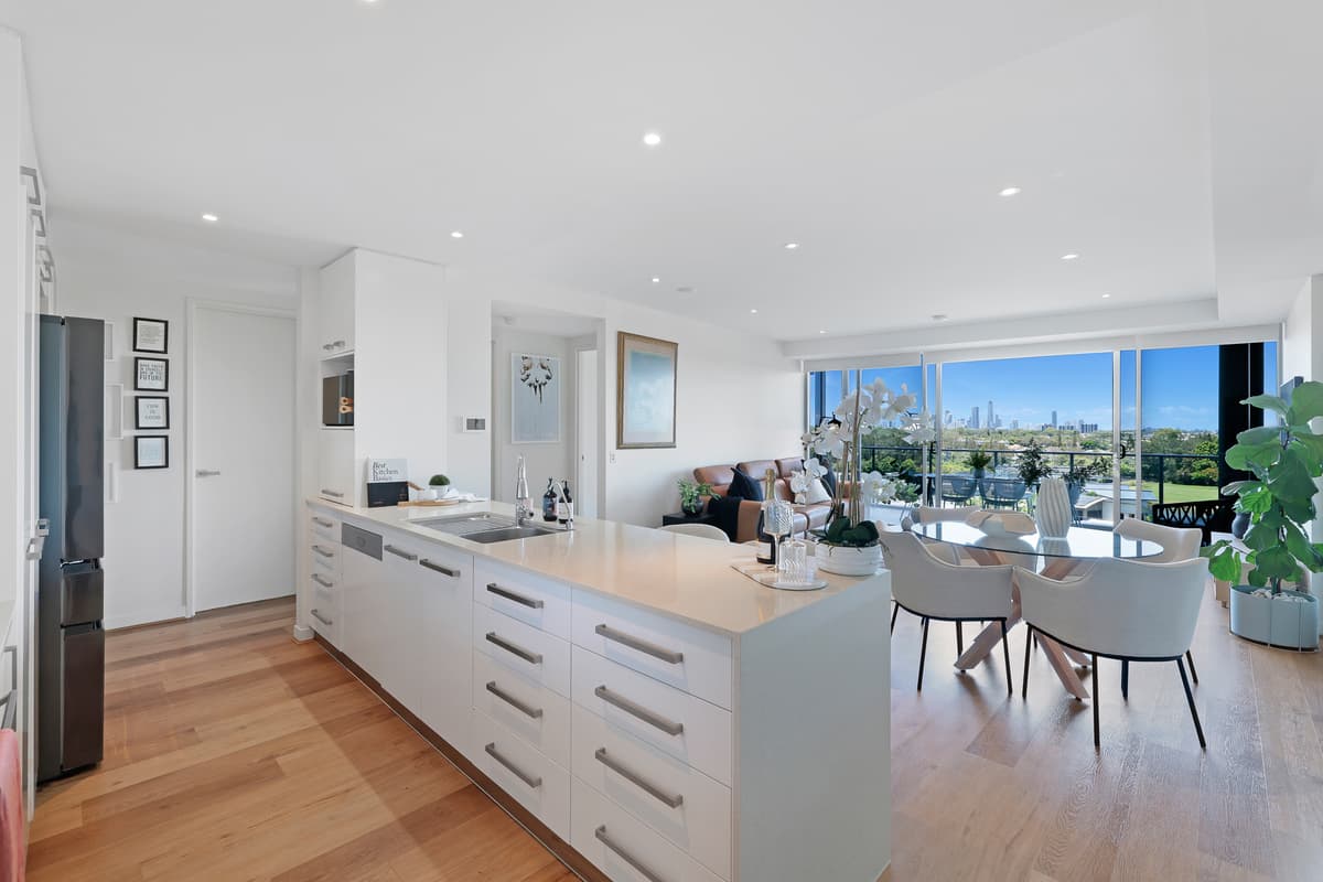 184/135 Lakelands Drive, Merrimac