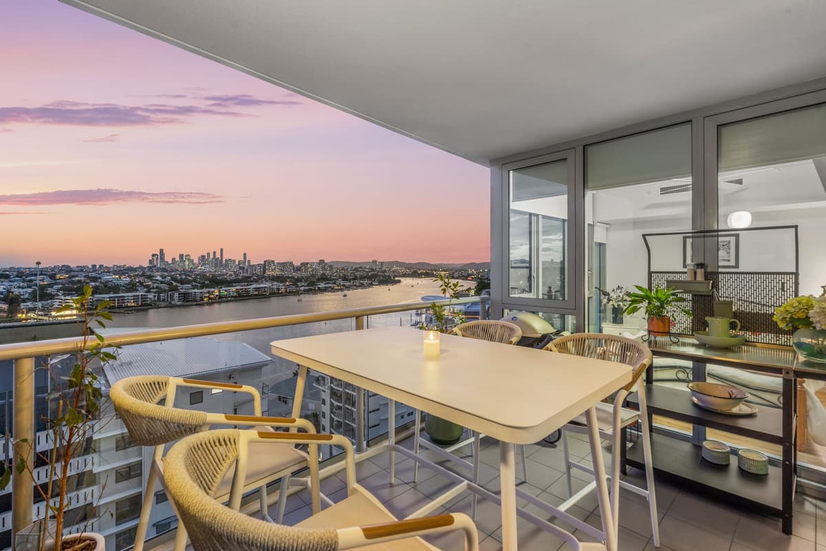 11511/8 Harbour Road, Hamilton