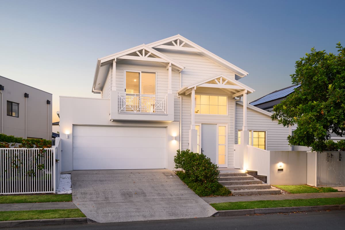 45 River Vista Way, Paradise Point