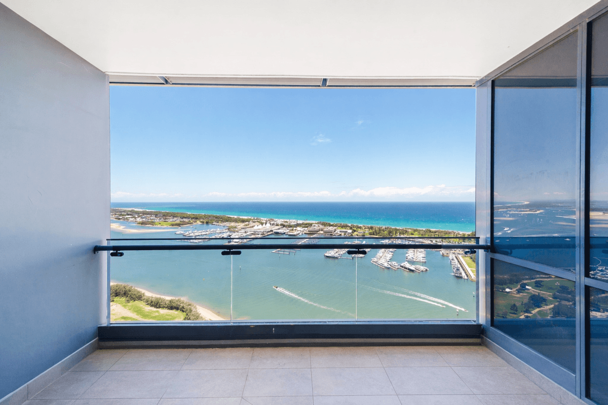 3709/2 Como Crescent, Southport