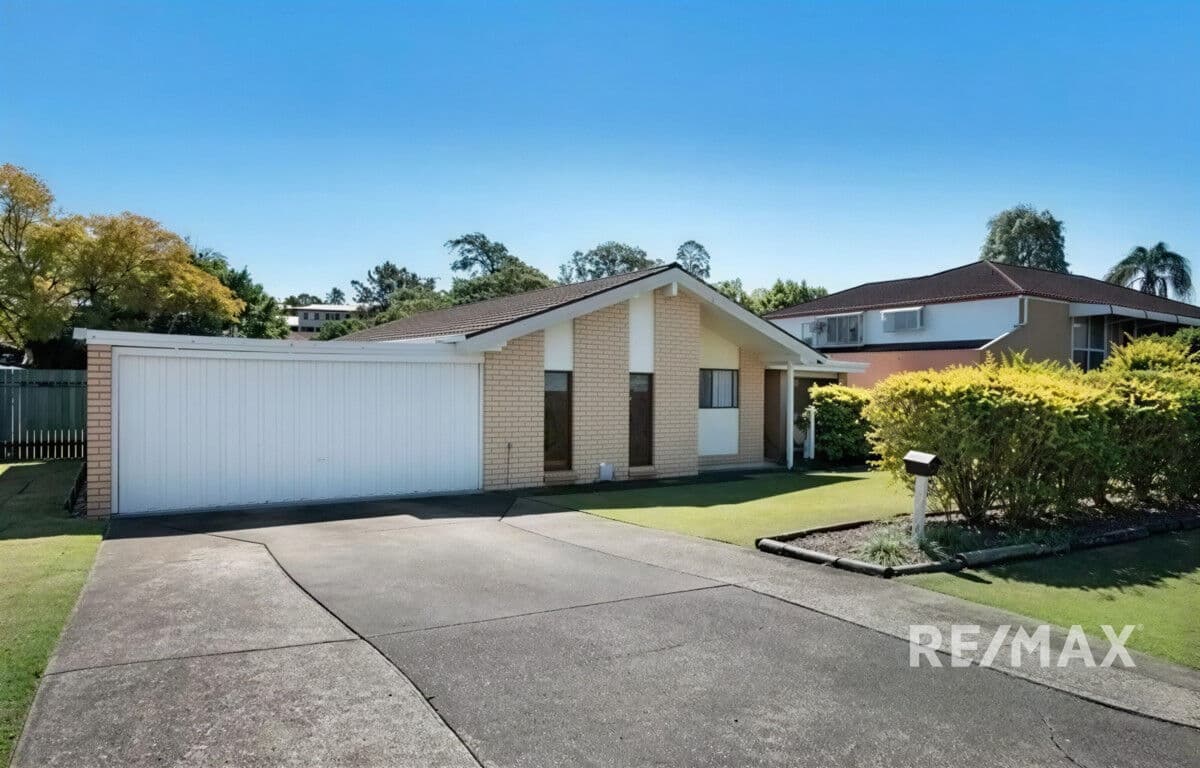 15 Idamea Street, Carina Heights