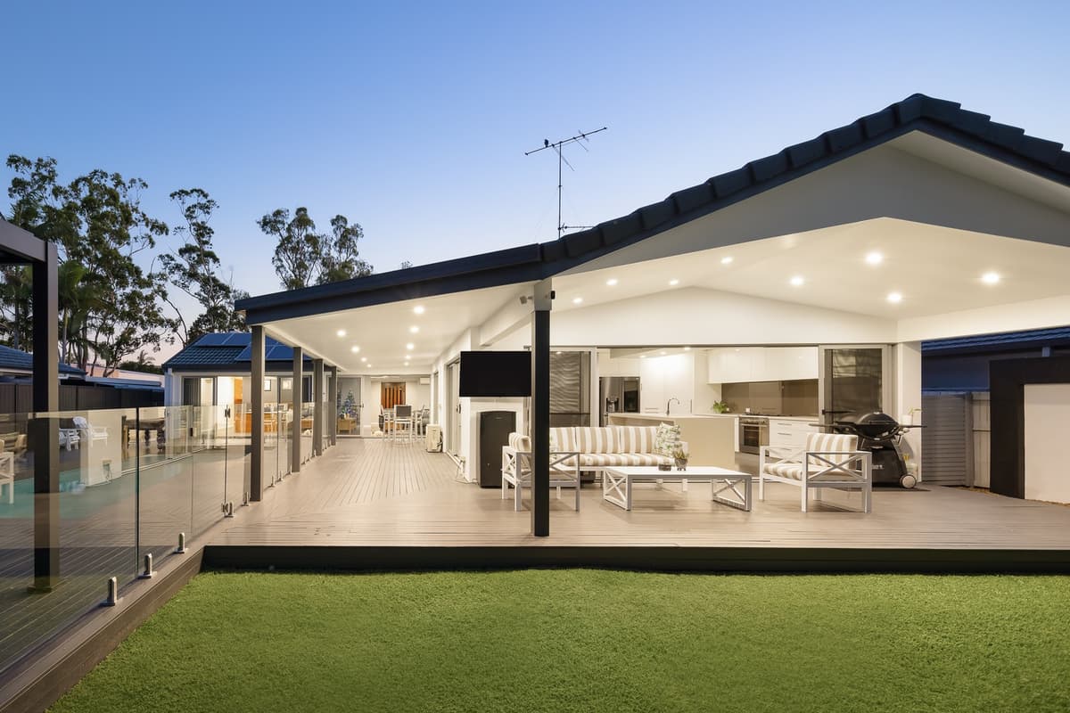 5 Goolagong Court, Broadbeach Waters