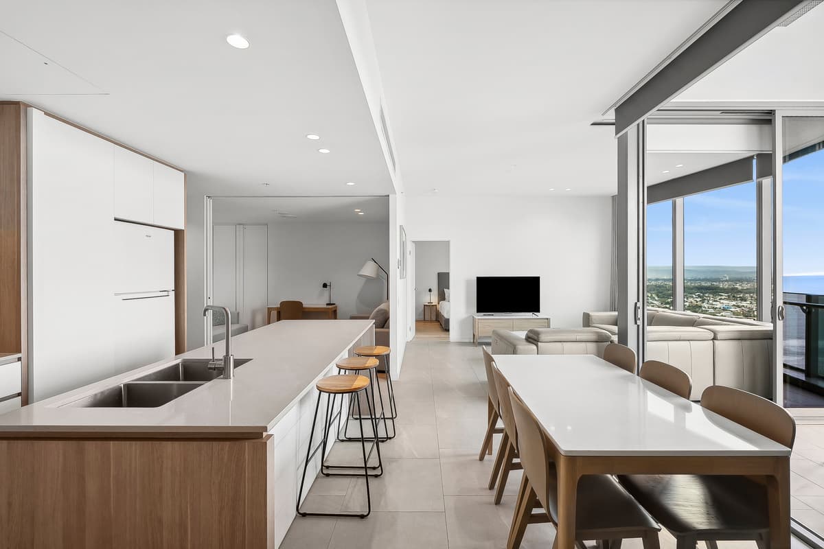 3308/12 Philip Avenue, Broadbeach