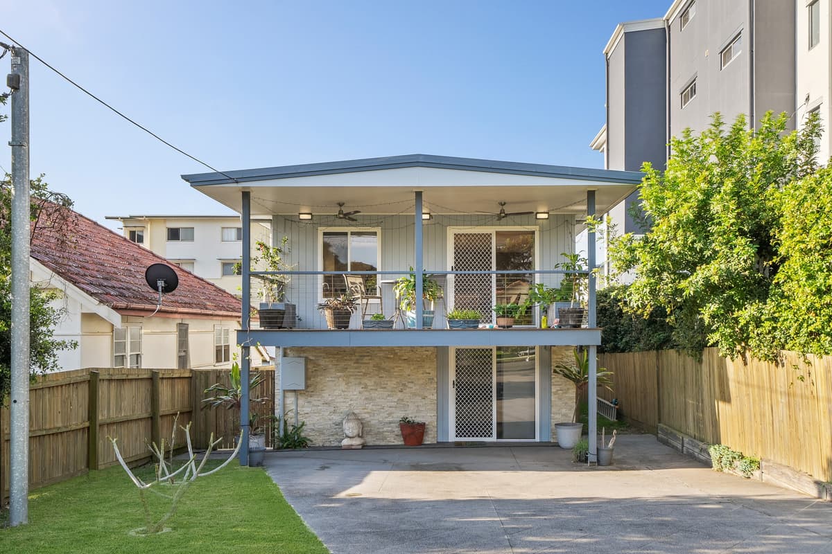 24a Dix Street, Redcliffe